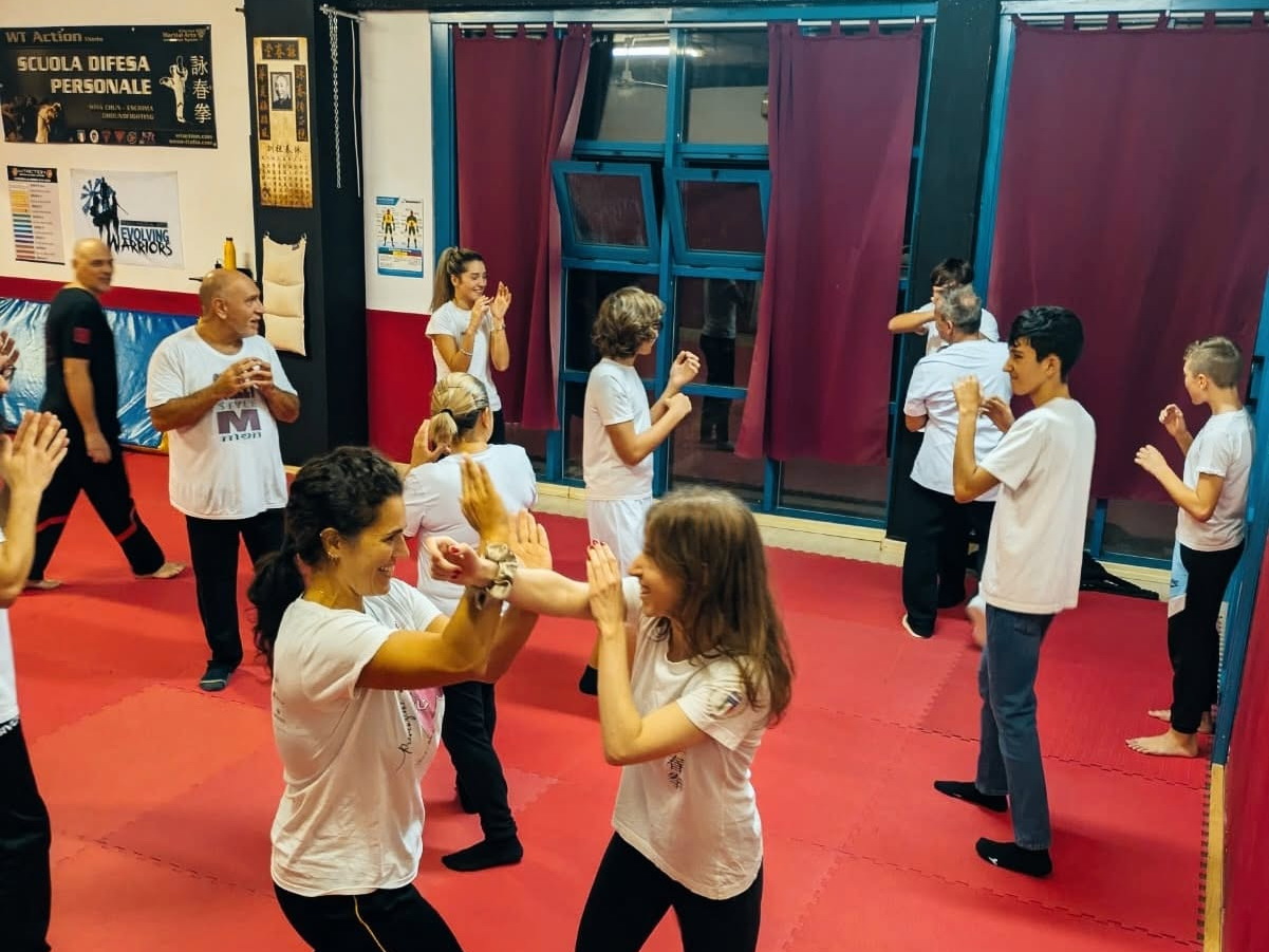 Allenamento a coppie di difesa personale