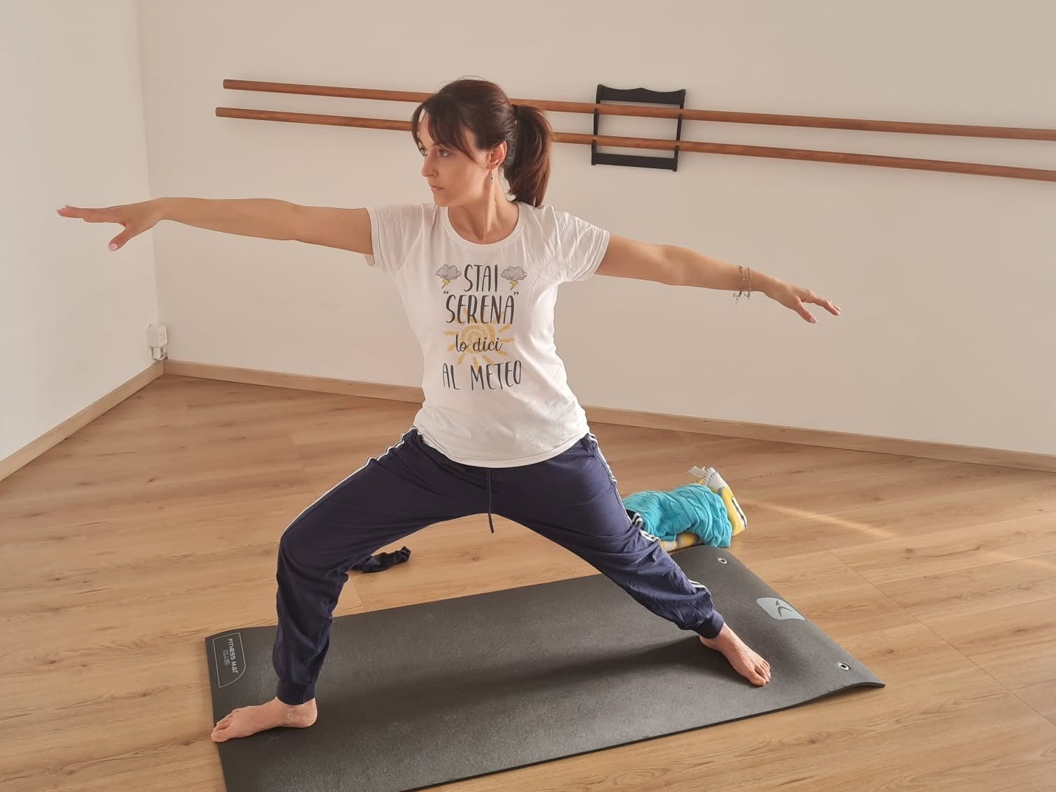 Posizione Yoga in palestra